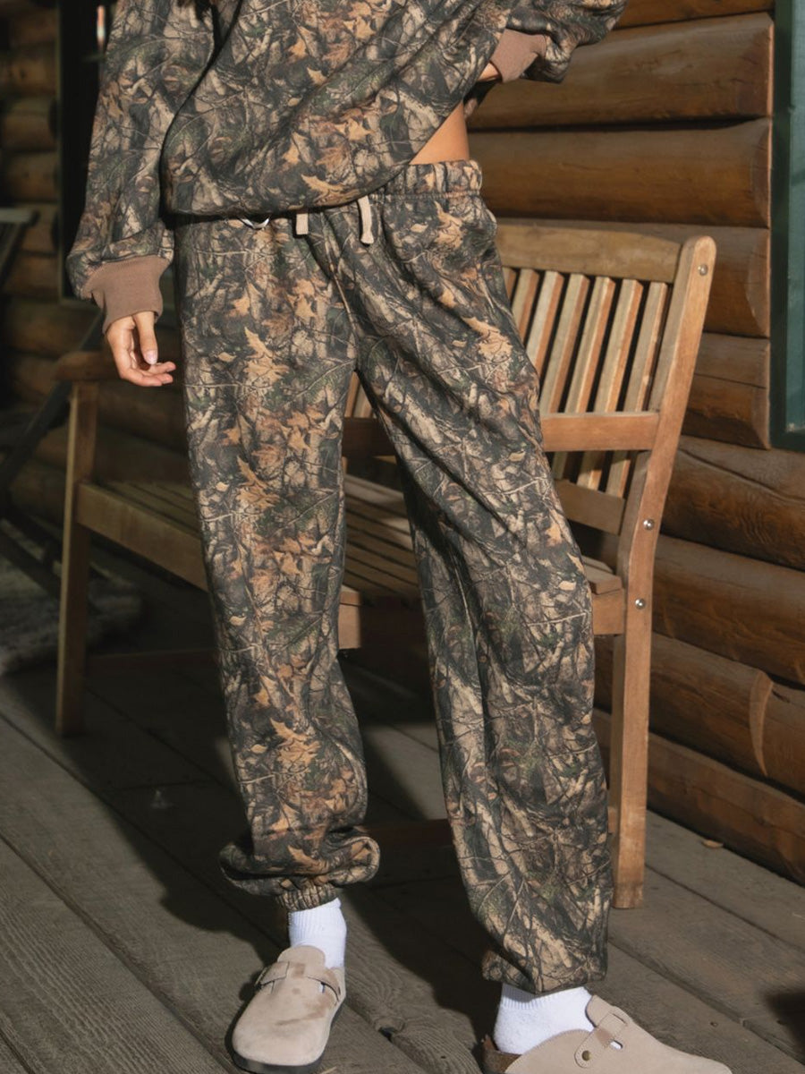 DARK WOODLAND CAMO FLEECE JOGGER PANTS - BAYOU