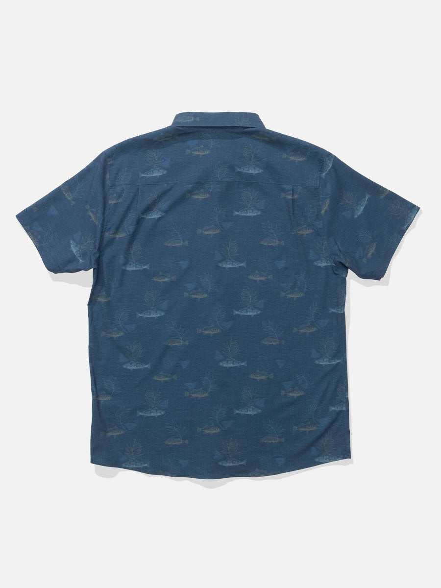 SALTY CREW BREEZER PERF BUTTON UP - NAVY