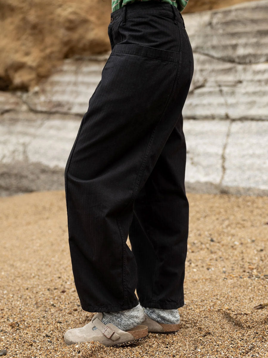 FINISTERRE CROFT BARREL TROUSER - BLACK PANT -