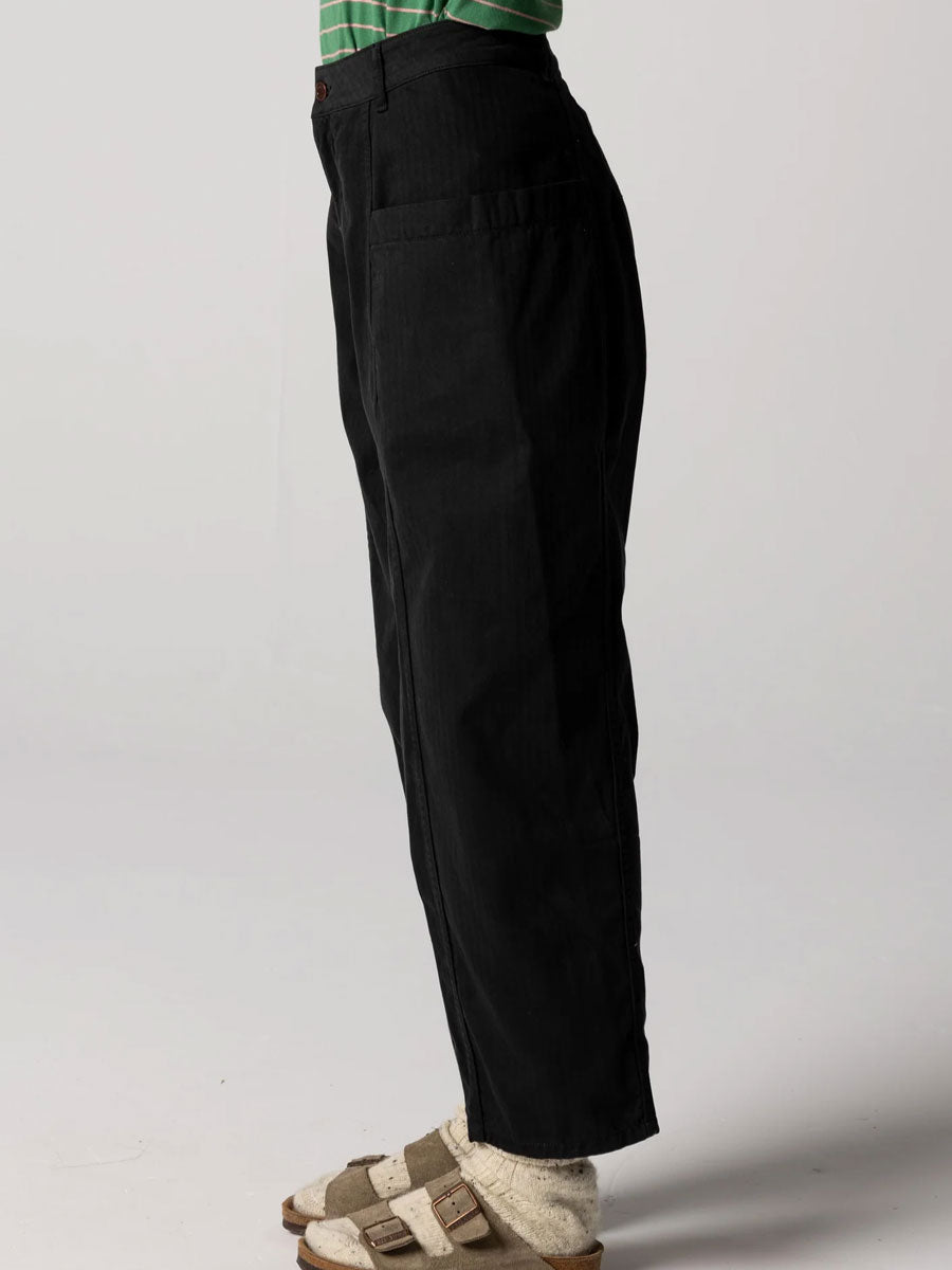FINISTERRE CROFT BARREL TROUSER - BLACK PANT -