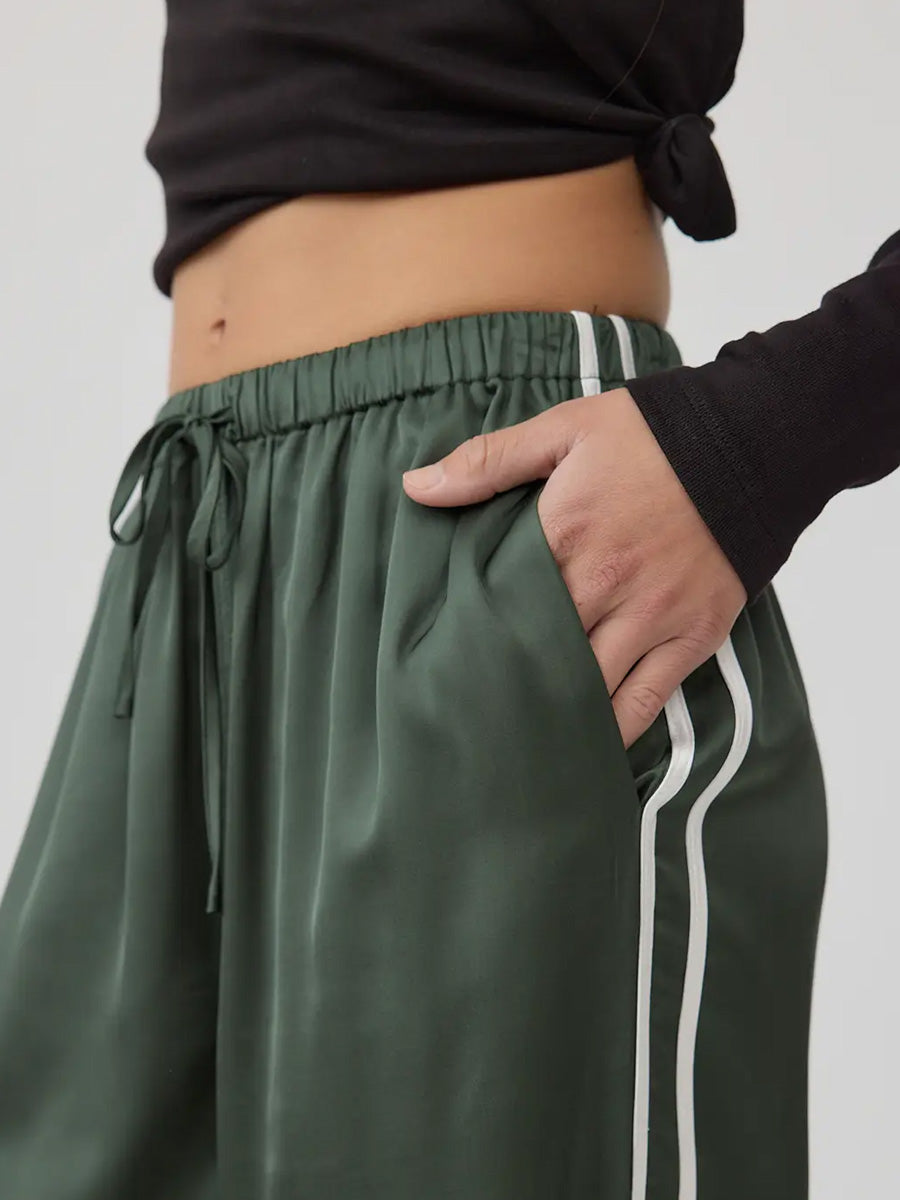 ELASTIC WAIST STRAIGHT PANTS - DEEP GREEN PANTS OAK CLOTHING CO.