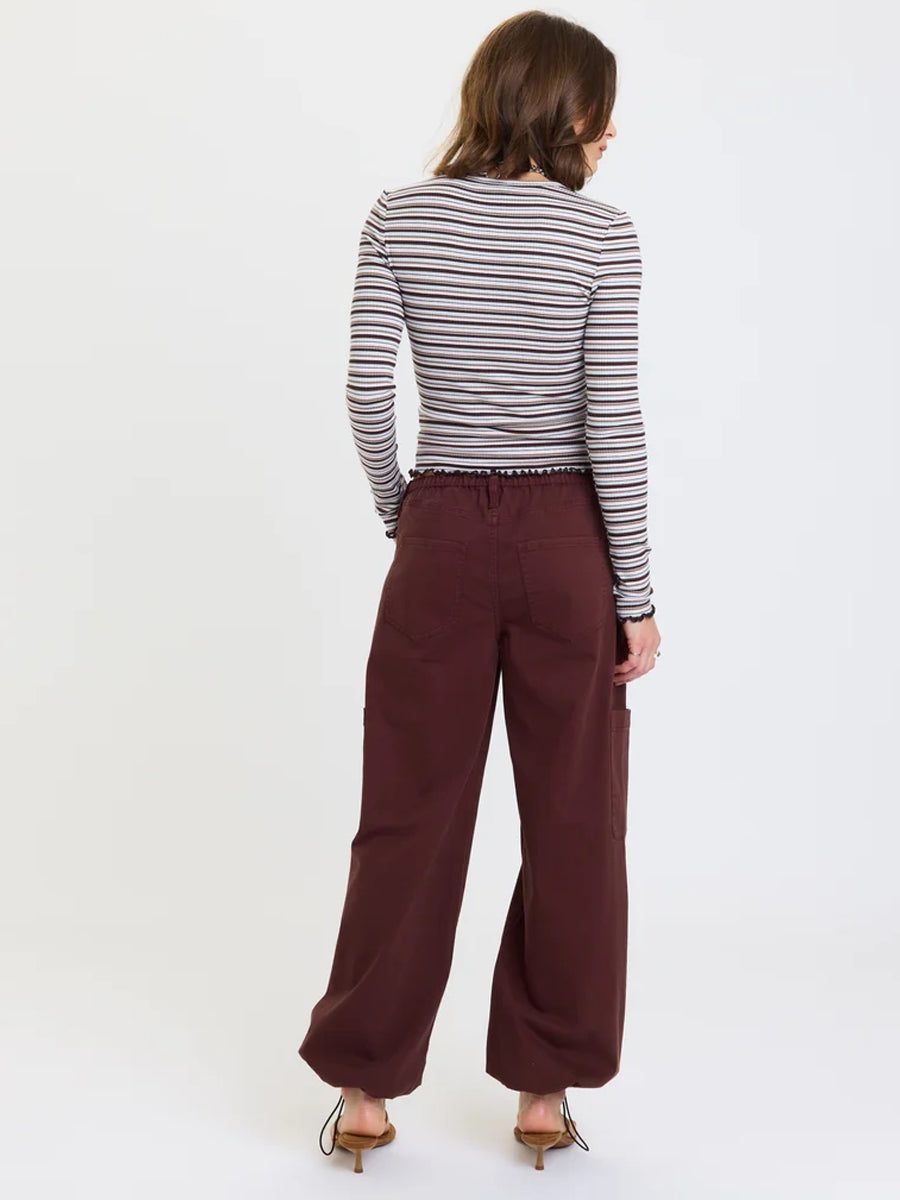 DAZE DENIM MIRAGE MID RISE CARGO HAREM PANT - CHERRY COLA | OAK CLOTHING CO.