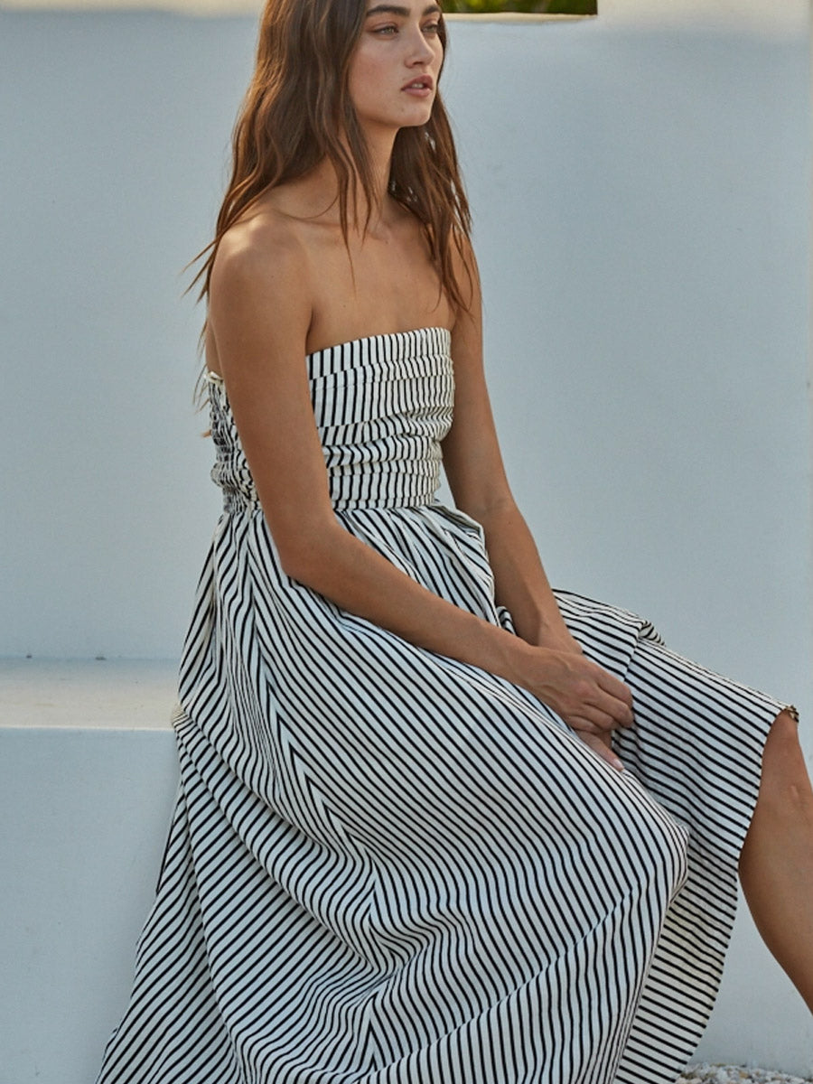 STRIPED STRAPLESS FLARE MAXI DRESS - OFF WHITE