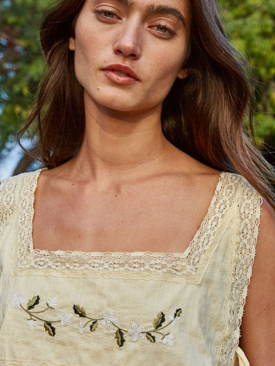 WOVEN COTTON FLORAL EMBROIDERY SQUARE NECK TOP - LIGHT YELLOW SHIRTS OAK CLOTHING CO.